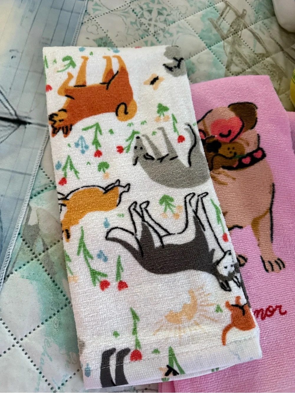 New Set of 4 Pug Dog/Dog Seasonal Print Hand Towels